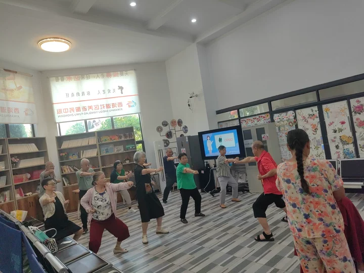 伏天学养生,清凉伴耆年:西湾湖社区开展三伏健康活动-图片2
